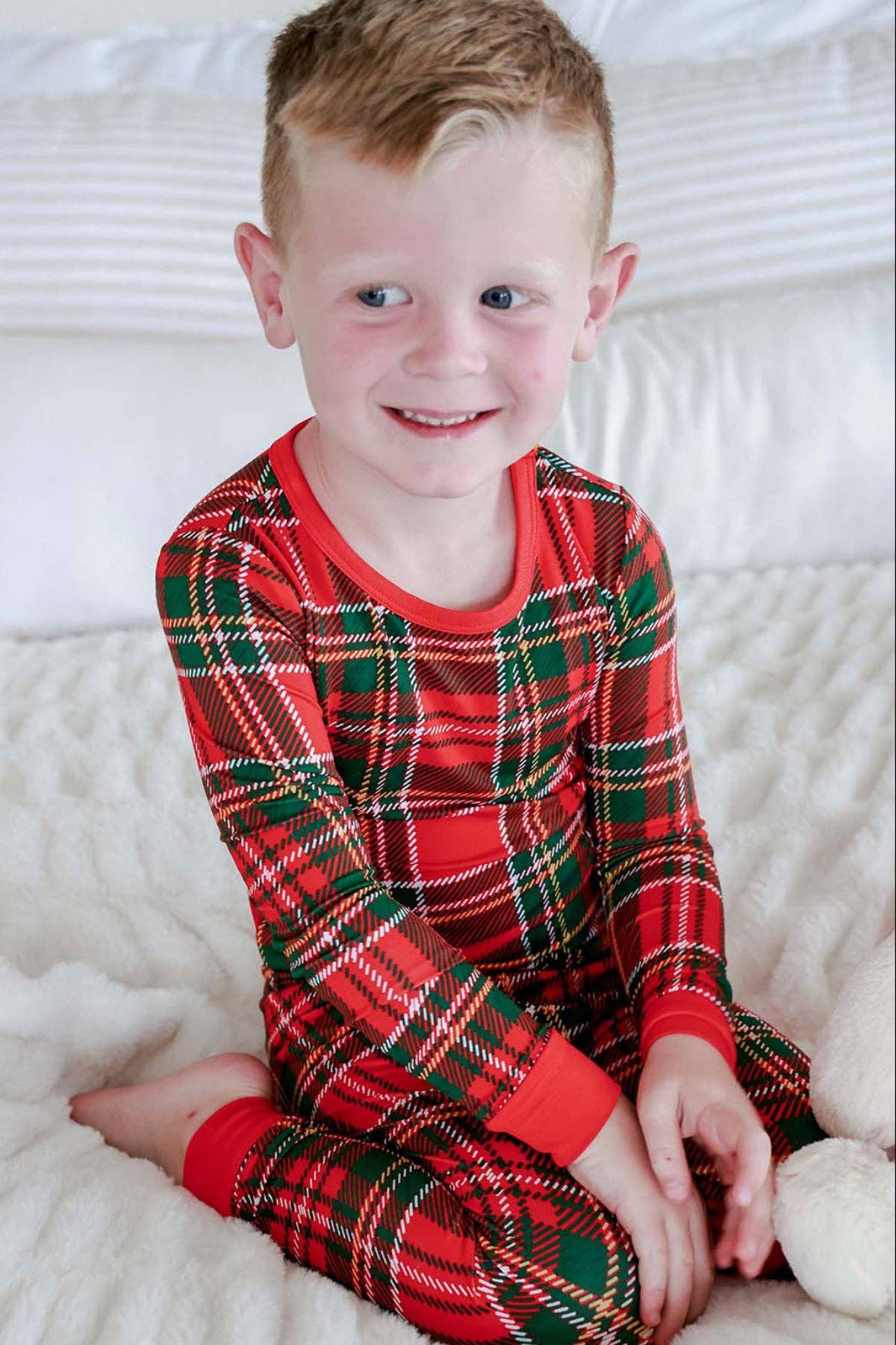 Christmas Bamboo Two-Piece Pajama Set | Plaid Tidings