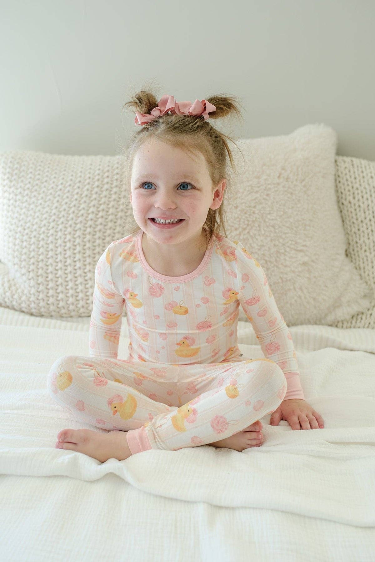 Two-Piece Bamboo Pajama Set | Bubble Duckies Pink