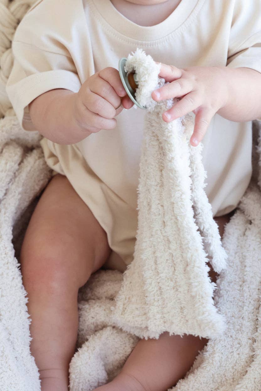 Caden Lane Luxe Lovey